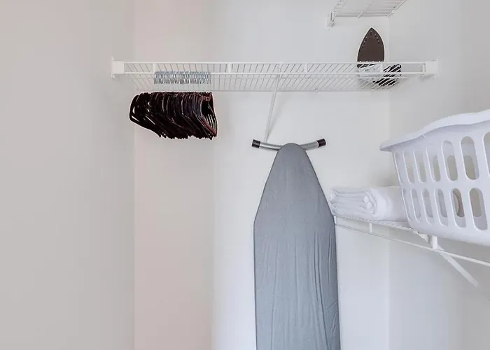 Landing - Modern With Amazing Amenities *